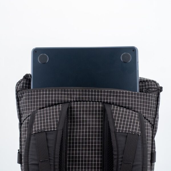 ULA RX40 Robic X-pac Dragonfly: Laptop Pocket