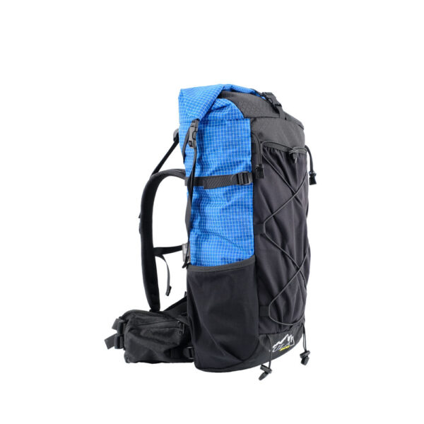 3/4 Side View of the ULA Kids Spark in Blue: Robic