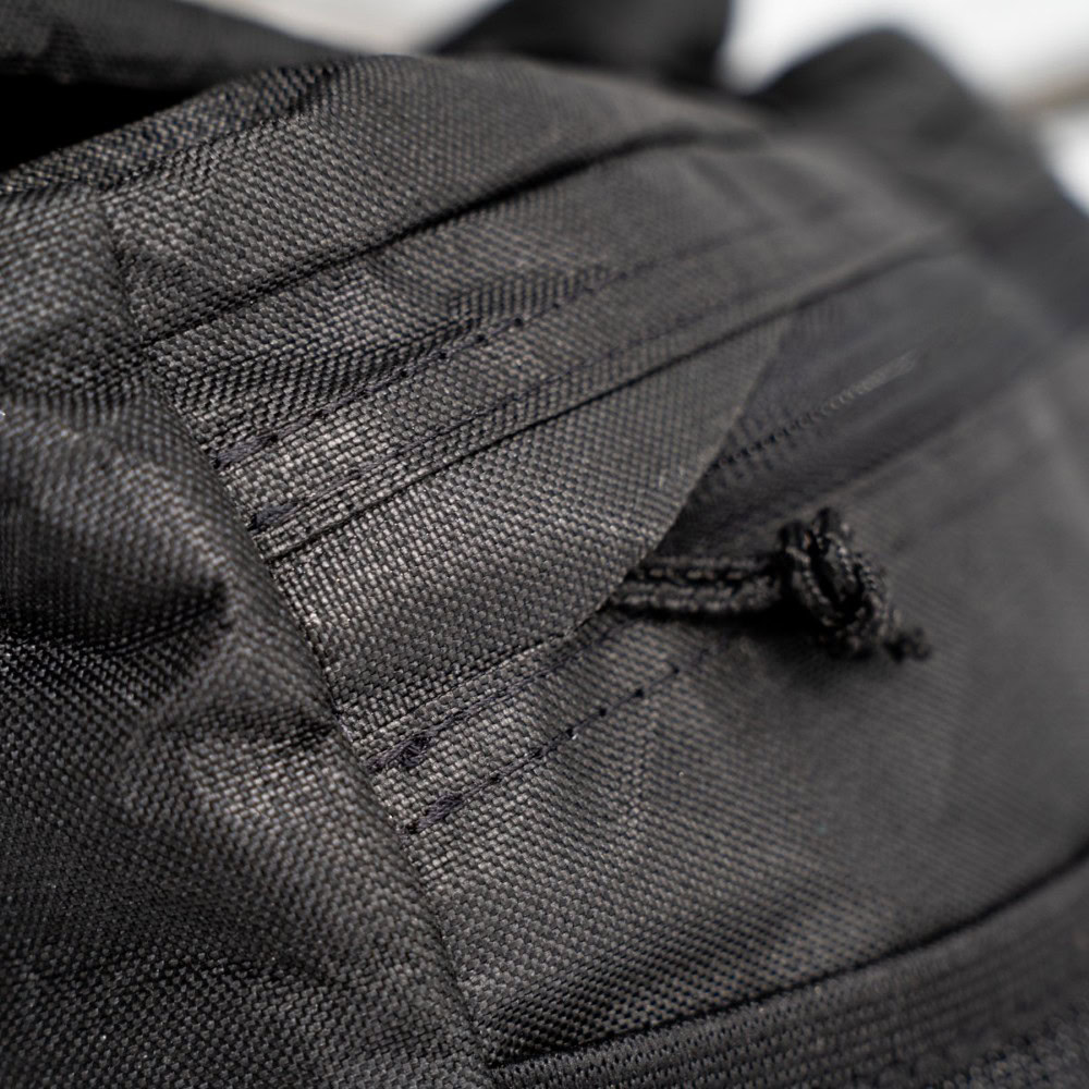 400x zipper garage ULA Node has a Zipper garage and strap webbing garage to keep your pack neat