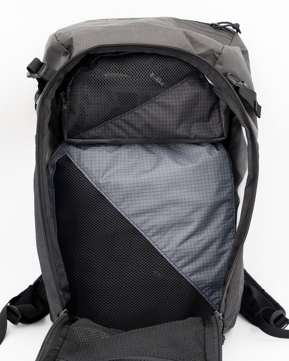 Toiletry kit in 30L Dragonfly The ULA Toiletry Kit kits perfectly in the Dragonfly on top of the ULA Packing Cubes, keeping the pack very organized