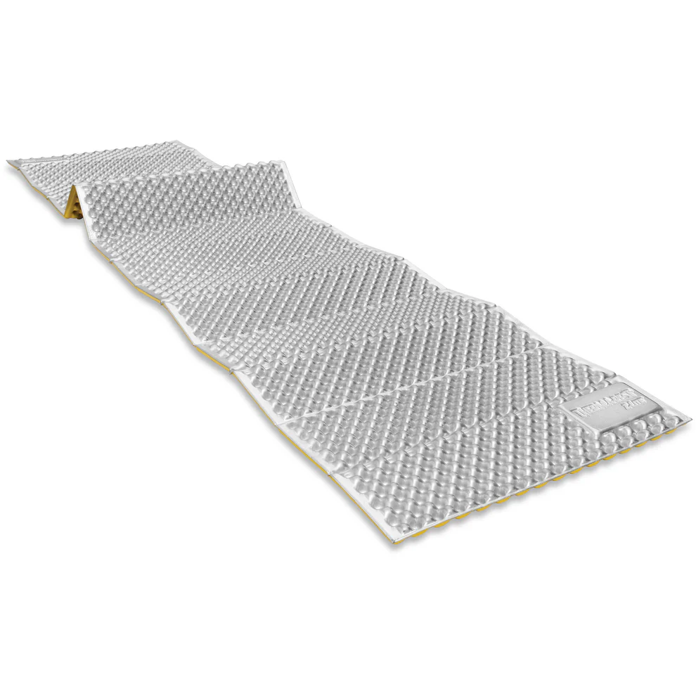 06670_tr_zlite_sol_limonsilver_regular_silver_angle_fold a silver ccf pad