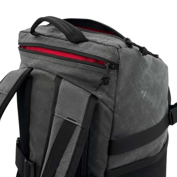 Bespoke 0326 30L Dragonfl Back View, upper pocket and laptop sleeve open